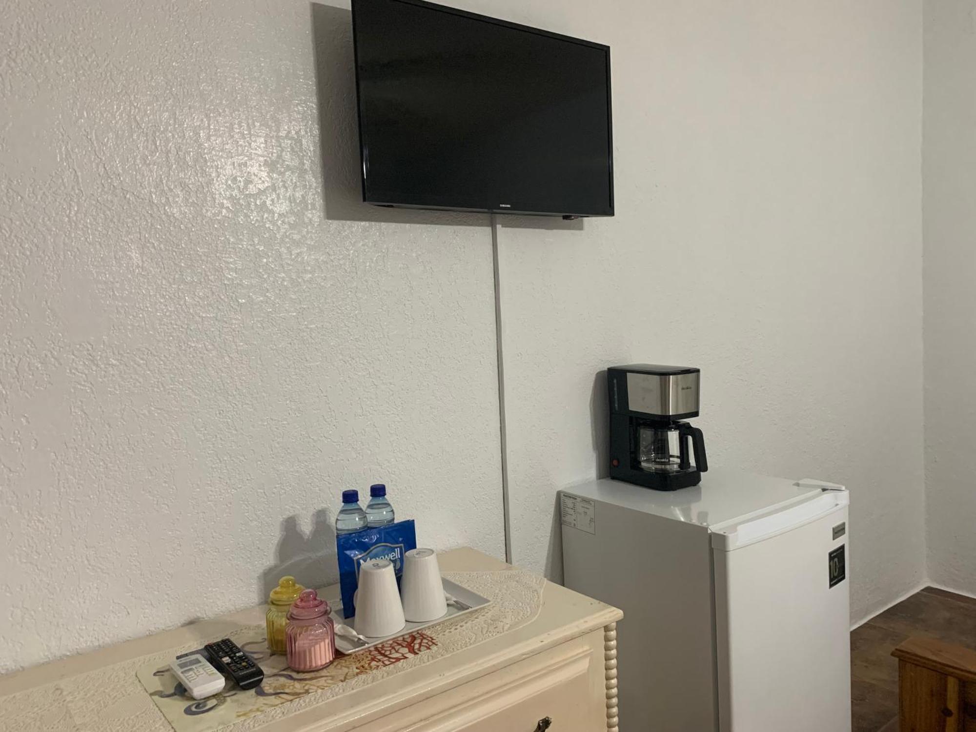 Bonefish Hotel Dangriga Eksteriør billede