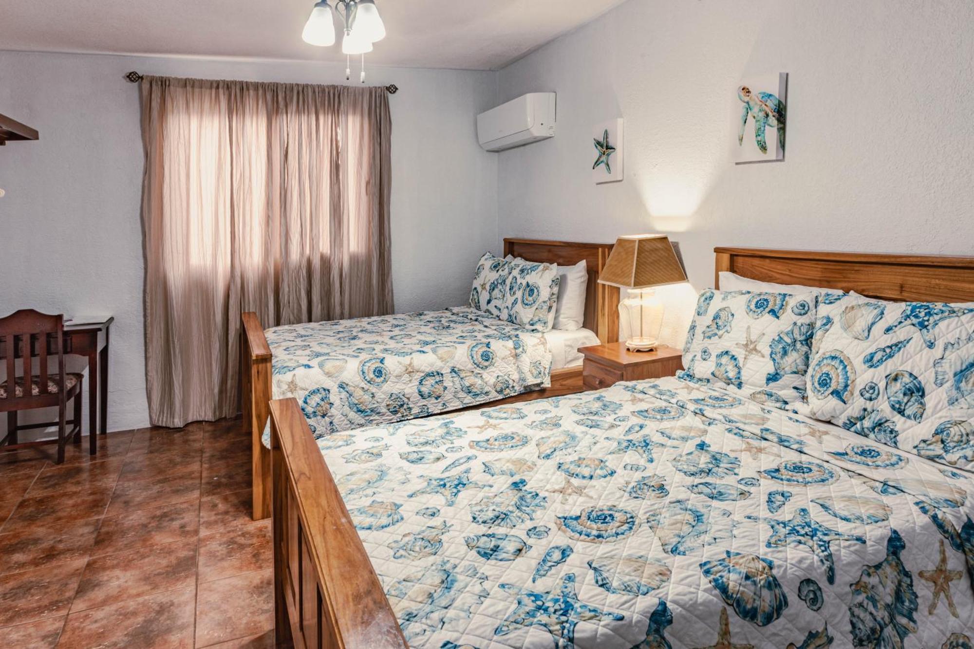 Bonefish Hotel Dangriga Eksteriør billede