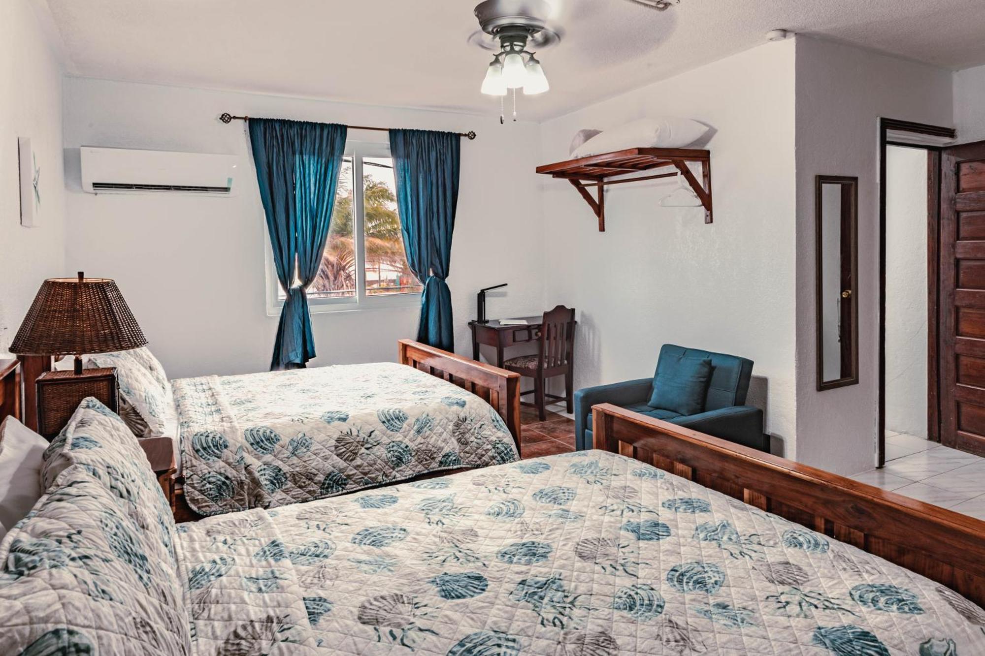 Bonefish Hotel Dangriga Eksteriør billede
