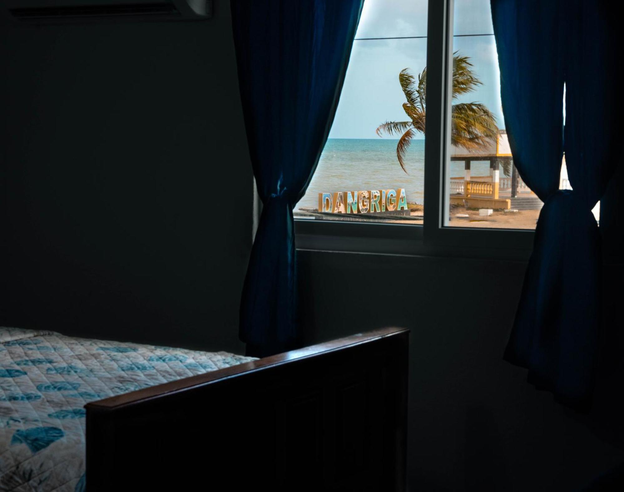 Bonefish Hotel Dangriga Eksteriør billede